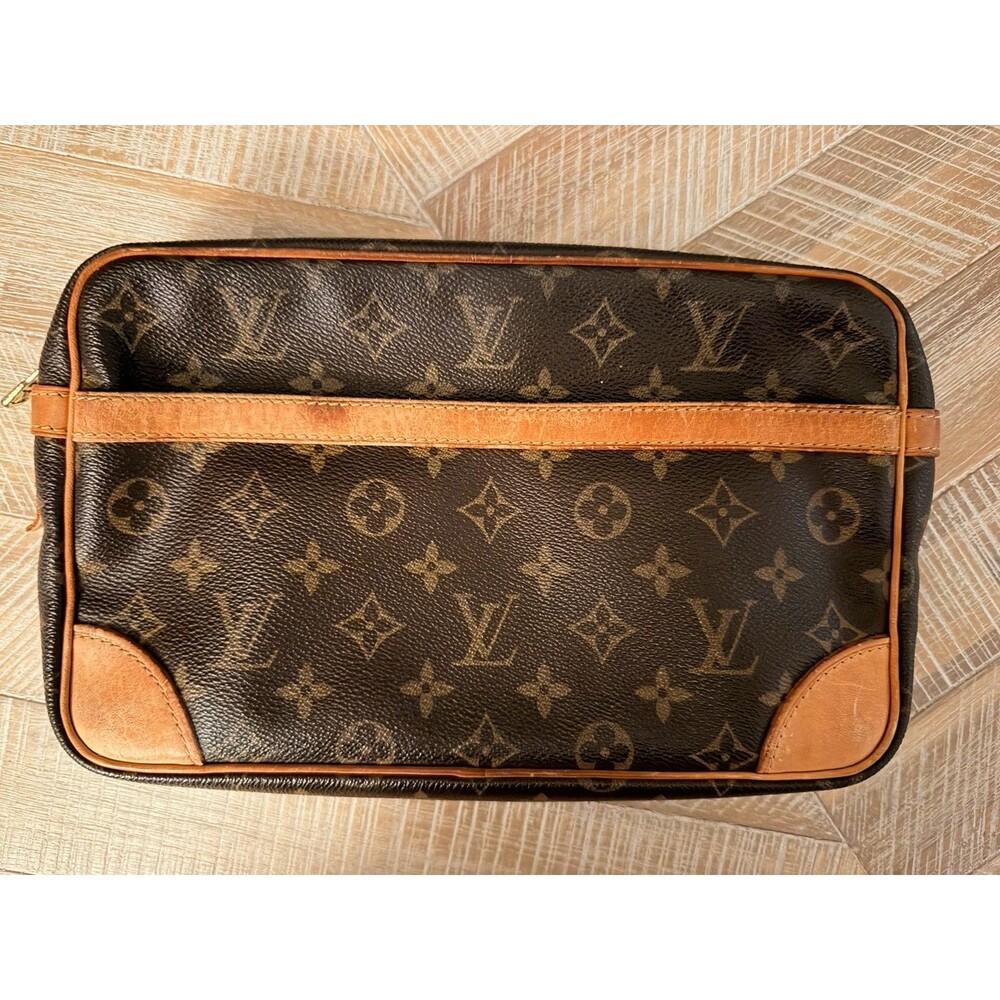 Authentic Louis Vuitton Compiegne Clutch Brown Leather 28